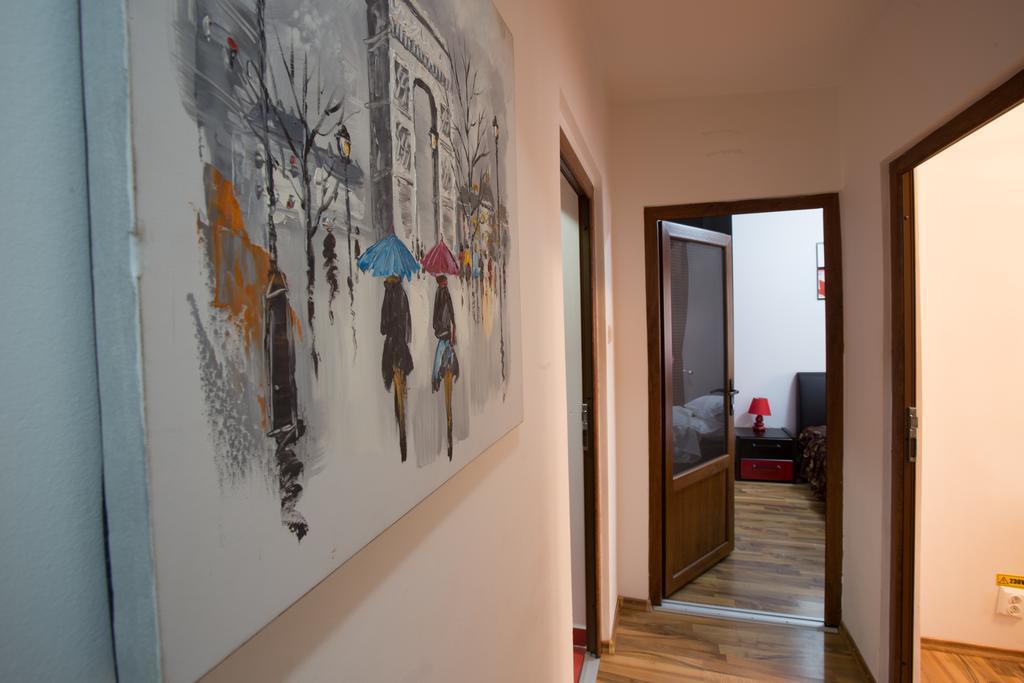 Apartament Confort Буштені Екстер'єр фото