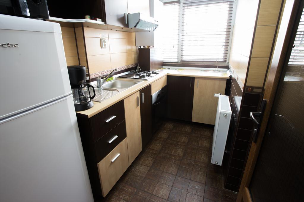 Apartament Confort Буштені Екстер'єр фото